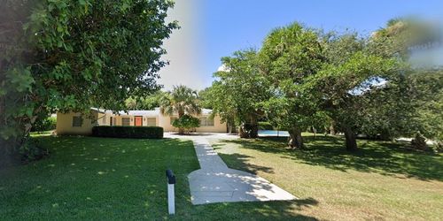 3735 Eagle Dr, Vero Beach, FL, 32963-1652 | Card Image