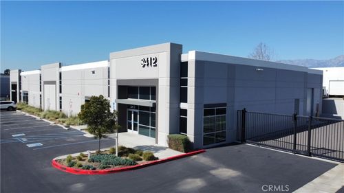 3412 De Forest Cir, Jurupa Valley, CA, 91752-1175 | Card Image