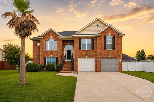 48 Bush Ct, Richmond Hill, GA, 31324-7609 | Card Image