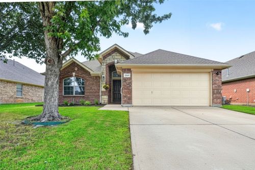 1347 Lake Forest Dr, Grand Prairie, TX, 75052-0619 | Card Image