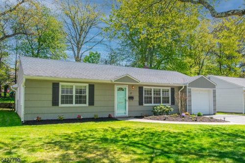 17 Morris Rd, West Orange, NJ, 07052-1607 | Card Image