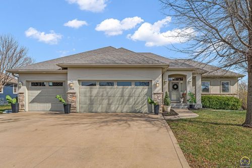 2608 Sw Windermere Ct, Topeka, KS, 66614-4960 | Card Image