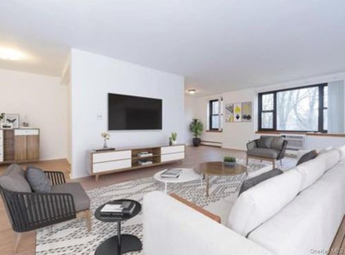 205-35 Stewart Pl, Mount Kisco, NY, 10549-2113 | Card Image