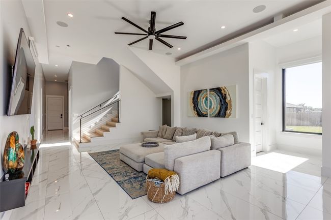 116 Mesones, House other with 5 bedrooms, 6 bathrooms and 6 parking in Florence TX | Image 16