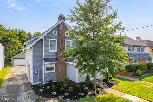 405 White Horse Pike, OAKLYN, NJ, 08107-1451 | Card Image