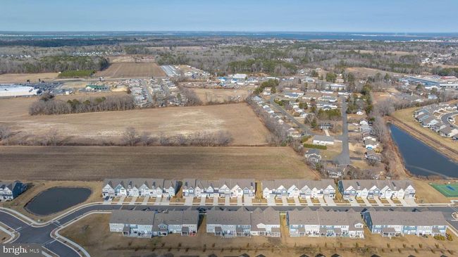 38040 Cross Gate Rd, Townhouse with 3 bedrooms, 3 bathrooms and null parking in MILLVILLE DE | Image 9