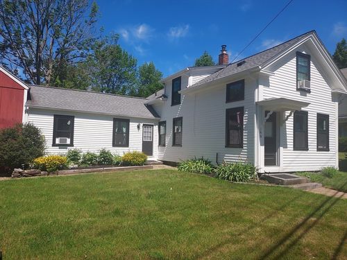 146 South St, Barre, MA, 01005-8894 | Card Image