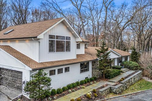 339 Ridge Ln, Mill Neck, NY, 11765 | Card Image