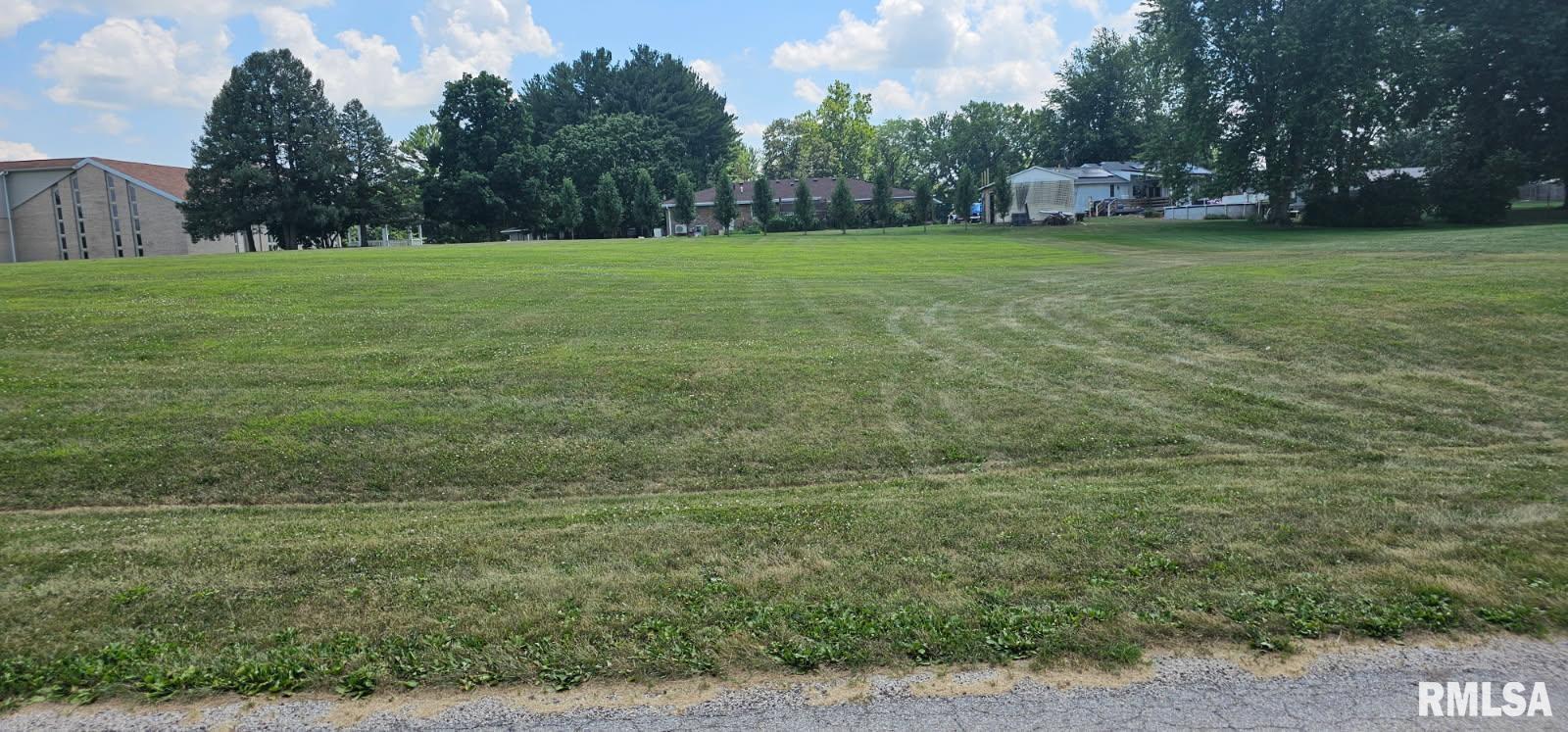 Land in Williamsfield