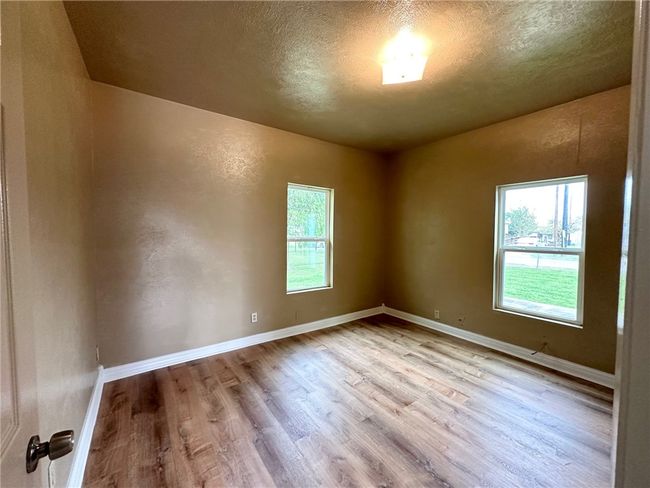 A - 616 Hall St, House attached with 4 bedrooms, 2 bathrooms and null parking in Sinton TX | Image 12