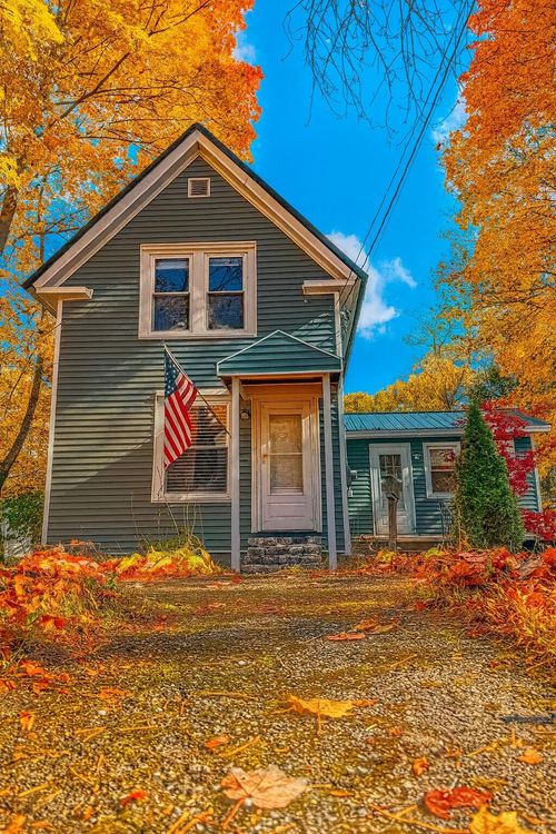 73 Somerset Street, Millinocket, ME, 04462 | Card Image