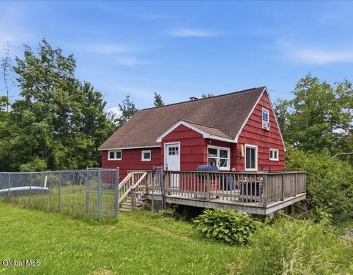 140 Presbyterian Hill Rd, Stephentown, NY, 12168-3018 | Card Image