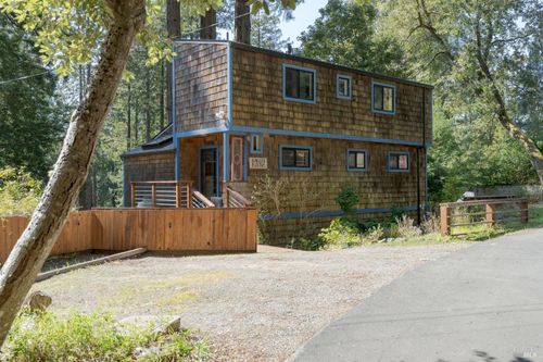 35570 Ocean View St, Gualala, CA, 95445 | Card Image