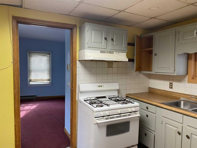 29 Gifford Ave, House other with 4 bedrooms, 2 bathrooms and null parking in Poughkeepsie NY | Image 5