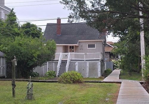 54 Oak Beach Oak Bch, Babylon, NY, 11702 | Card Image
