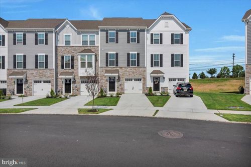 40 Hamilton Ct, PENNSAUKEN, NJ, 08110-1243 | Card Image