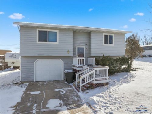 1813 10th Ave, Belle Fourche, SD, 57717-2158 | Card Image