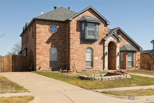 111 Ithaca Ct, Arlington, TX, 76002-4425 | Card Image