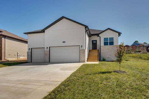 2116 N Bradbury Ln, Ozark, MO, 65721-8042 | Card Image