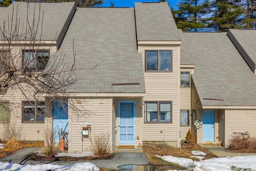 4g-205 Woodhaven Drive, Hartford, VT, 05001 | Card Image