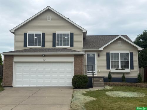 7411 N 108 Avenue, Omaha, NE, 68142 | Card Image
