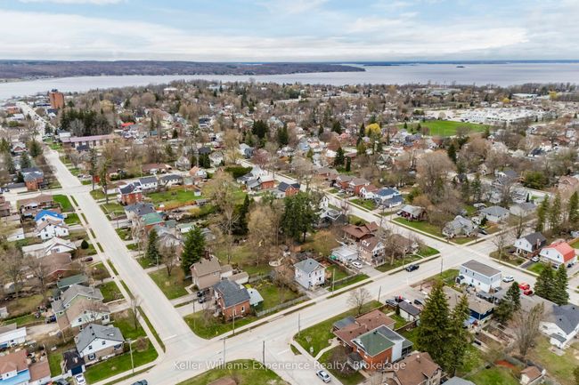 454 Colborne St, House other with 3 bedrooms, 2 bathrooms and 2 parking in Midland ON | Image 44