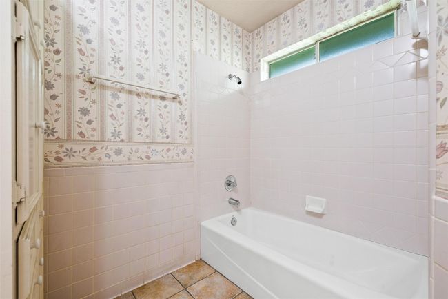 1006 Palos Verdes Dr, House other with 4 bedrooms, 3 bathrooms and 6 parking in Lakeway TX | Image 18
