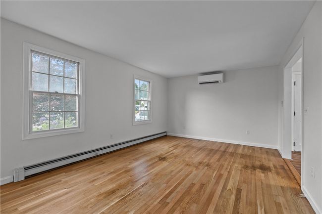 20 Samson Ln, House other with 5 bedrooms, 3 bathrooms and 6 parking in Middletown RI | Image 8