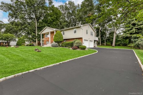 16 Ferndale Rd, New City, NY, 10956-6309 | Card Image