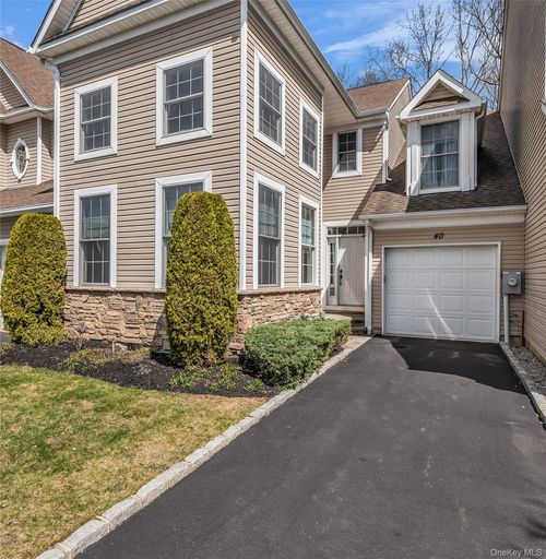 40 Eagle Circle, Islip, NY, 11716 | Card Image