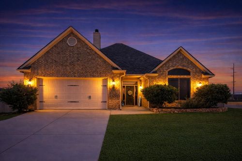 2600 Forest Oaks Dr, College Station, TX, 77845-6444 | Card Image