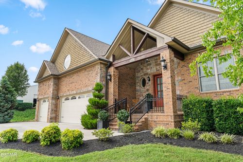 2399 Mccleary Road, Sevierville, TN, 37876 | Card Image