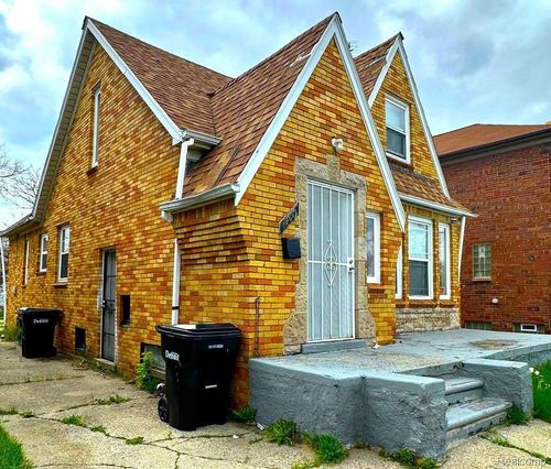 12667 Sorrento St, Detroit, MI, 48227-3857 | Card Image
