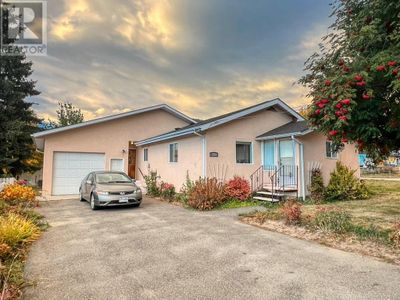 1220 Ash St, House other with 3 bedrooms, 2 bathrooms and 1 parking in Creston BC | Image 1