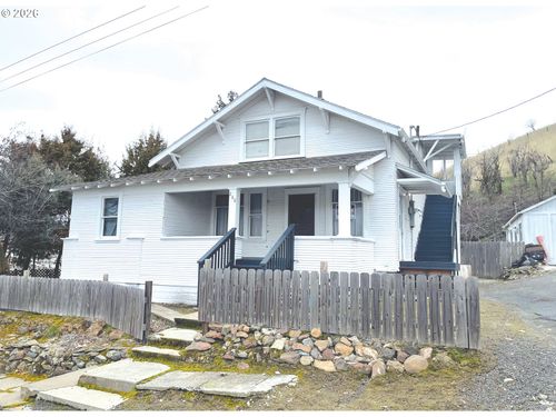 260 W Center St, Heppner, OR, 97836-2010 | Card Image