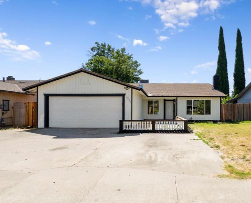 9213 Tam O Shanter Dr, Stockton, CA, 95210-2078 | Card Image