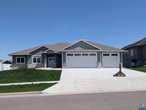 2604 S Galena Ave Avenue, Sioux Falls, SD, 57110 | Card Image