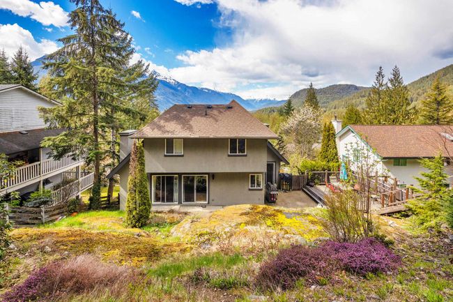 2310 Greenwood Way, House other with 4 bedrooms, 2 bathrooms and 4 parking in Squamish BC | Image 30
