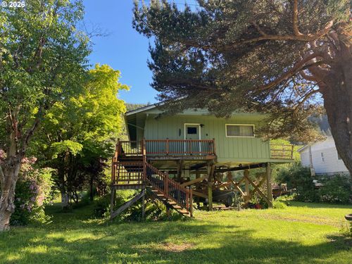 5944 S River Loop, LincolnCity, OR, 97367 | Card Image