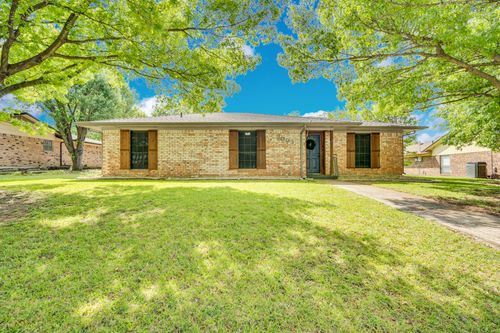 3003 Linda Dr, Ennis, TX, 75119-7623 | Card Image