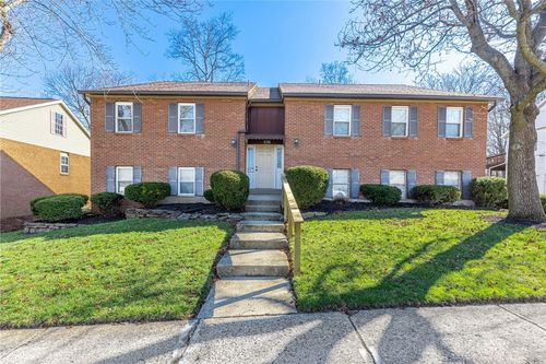 b-1330 Black Forest Dr, West Carrollton, OH, 45449-5353 | Card Image