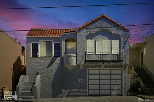 39 E Cavour St, Daly City, CA, 94014-2244 | Card Image