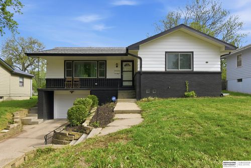 4864 Saratoga St, Omaha, NE, 68104-2343 | Card Image