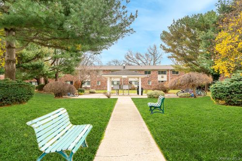 apt-12a-2449 Union Blvd, Islip, NY, 11751-3130 | Card Image