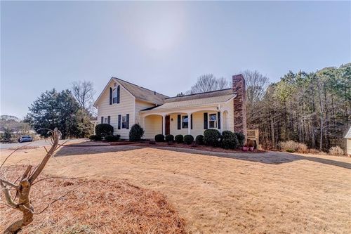 887 Big Springs Road Se, Calhoun, GA, 30701 | Card Image