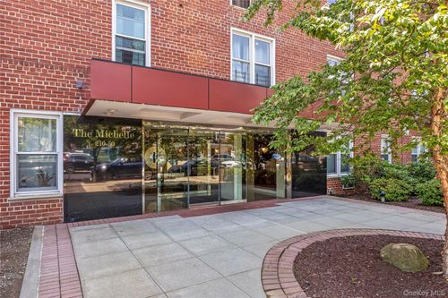 5c-210-50 41st Avenue, New York, NY, 11361 | Card Image