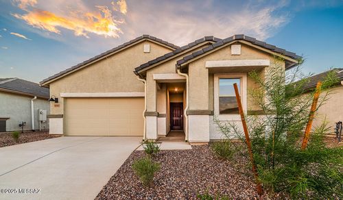 10066 N Guayacan Trl, Marana, AZ, 85653-1504 | Card Image
