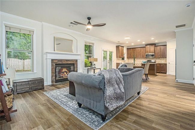 218 3 Rd Ave, House other with 5 bedrooms, 3 bathrooms and 2 parking in Avondale estates GA | Image 9