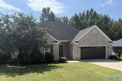 606 Sherry St Ne, Hartselle, AL, 35640-4624 | Card Image