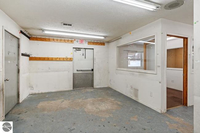 9821 N Us Highway 31, Home with 0 bedrooms, 0 bathrooms and null parking in Ellsworth MI | Image 19